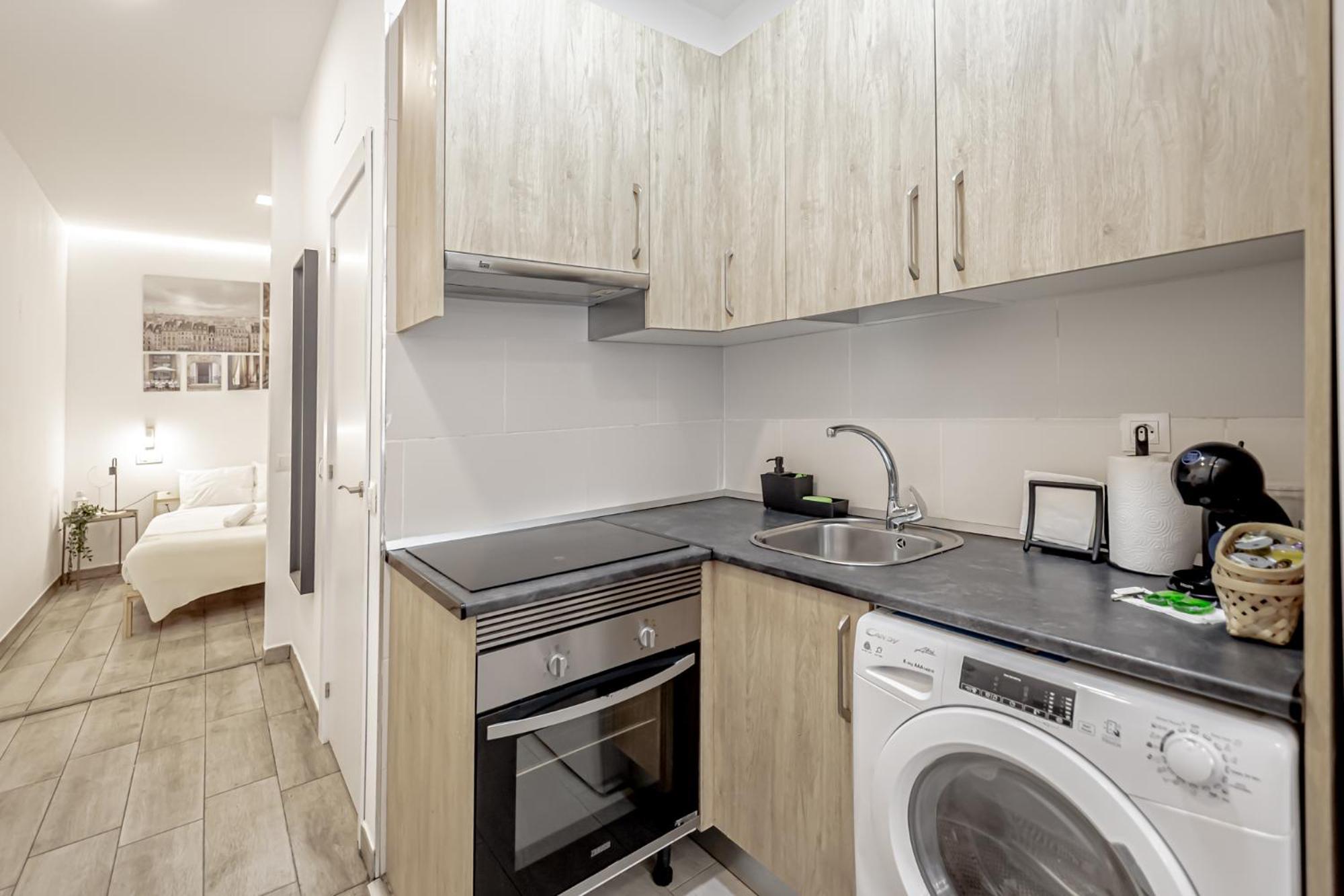 Apartamentos Tetuan Madrid Extérieur photo